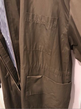 Gabardina BDBA talla M-L de mujer.