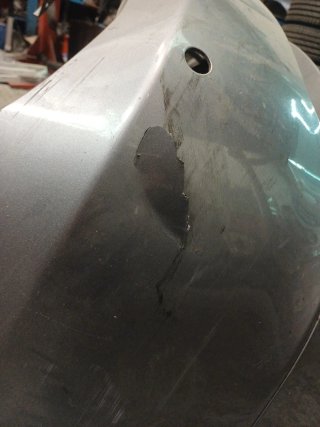 Defensa Delantera BMW E60