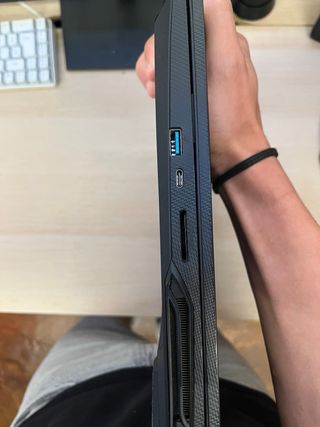 Portátil Gigabyte Negro