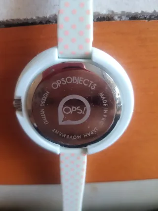 Reloj de pulsera Objects blanco y puntos rosa