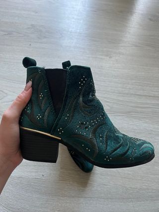 Botas Verdes de Veludo