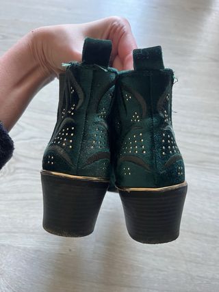 Botas Verdes de Veludo