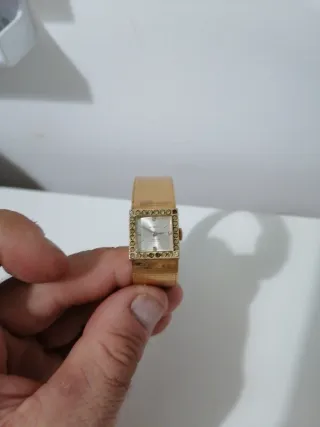 Reloj ARDATH vintage dorado