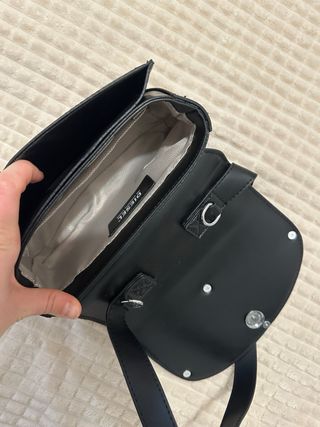 Borsa nera Diesel con logo ovale