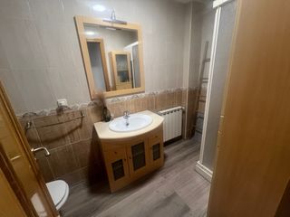 Mueble de baño con espejo