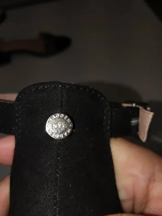 Sandalias Madden NYC Tacón Brillante Negro