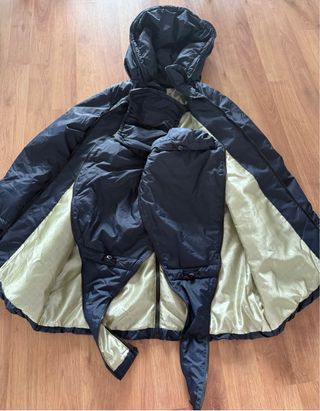 Abrigo premamá y porteo azul marino