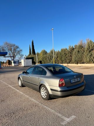 Volkswagen Passat 2002