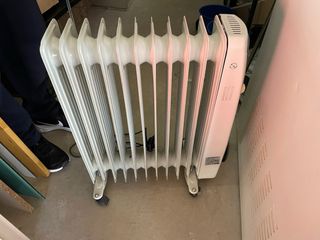 Radiador Orbegozo, hay que empalmarle un enchufe