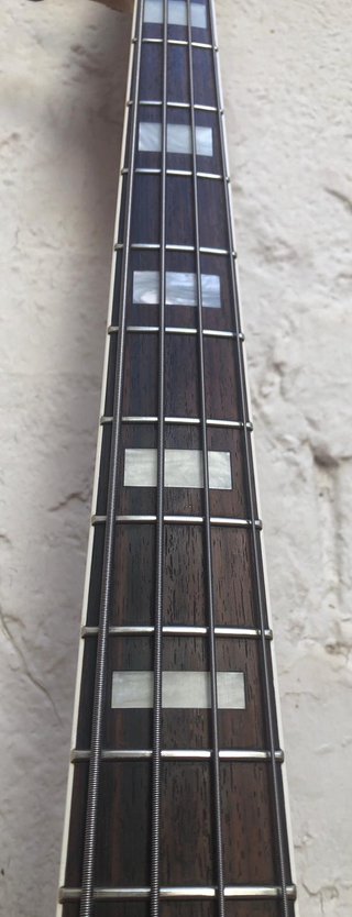 Bajo Fender Jazz Bass RI 75 Japan 1994
