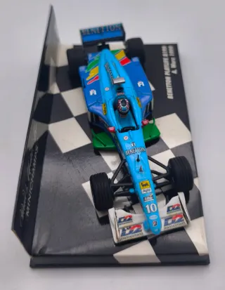 BENETTON PLAYLIFE B199 A. WURZ 1999 1:43 MINICHAMP