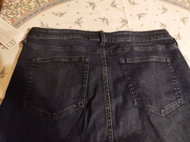 Amazon Vaqueros Highrise Curvy Skinny