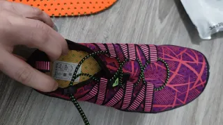 Zapatillas acuáticas talla 37 NUNCA USADAS
