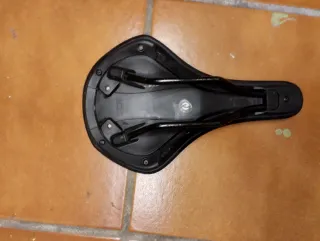 Sillín de Bicicleta Negro VENEZ