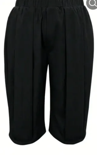 Pantalón negro cropped