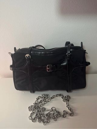 Bolso negro con cadena NUEVO