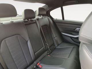 BMW Serie 3 320d Sport Line
