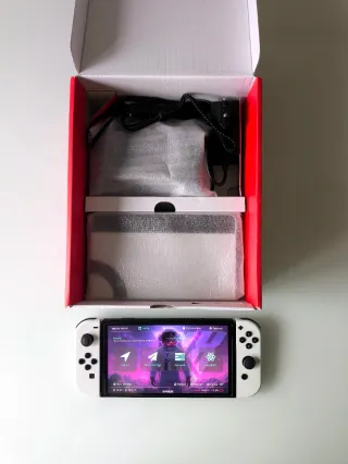 Nintendo Switch OLED + 256 GB mSD + Muchos juegos