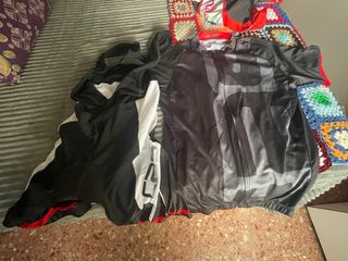 Maillot y culotte BH ciclismo