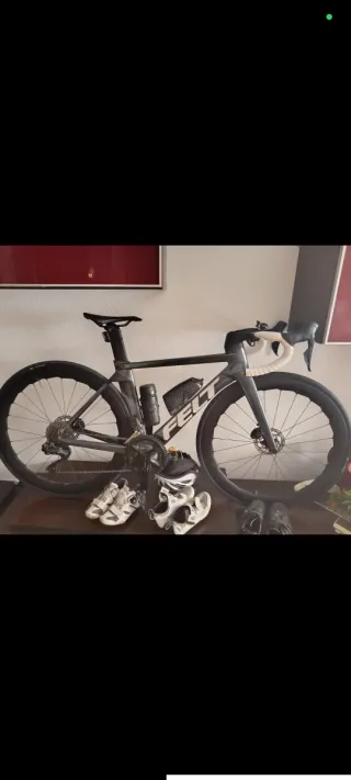 Bicicleta de carretera Felt AR ADV DISC TALLA 48