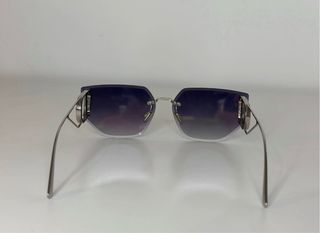 Gafas de sol Dior plateadas y moradas