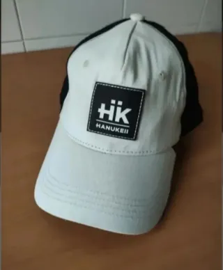 Gorra Hanukeii Blanca y Negra