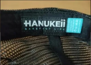 Gorra Hanukeii Blanca y Negra