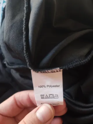 Vestido largo negro con tirantes