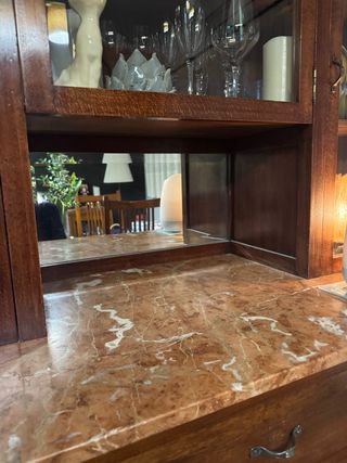 Aparador antiguo madera y mármol