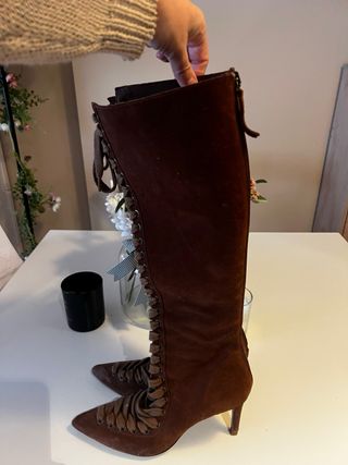Botas de tacón serraje