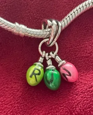 Charm Mundo Revés Stranges things lote