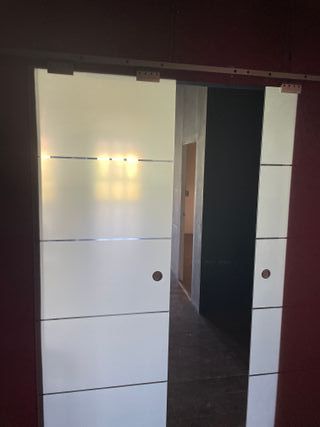 Urge vender: Puertas correderas cristal esmerilado
