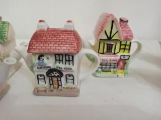 N. 6 Teiere Casetta Vintage Ceramica