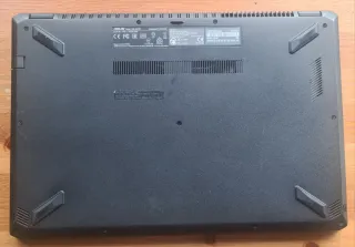 Portátil ASUS R570Z