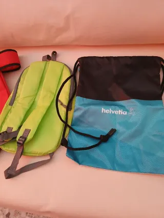 Mochilas y bolsas de rafia