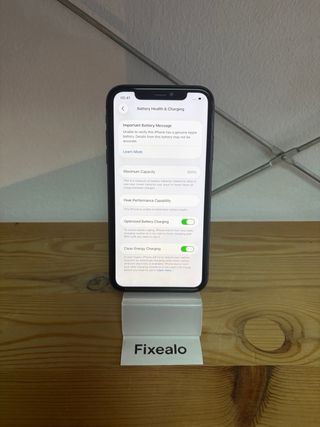 iPhone 11 - 64GB - 100% - Negro