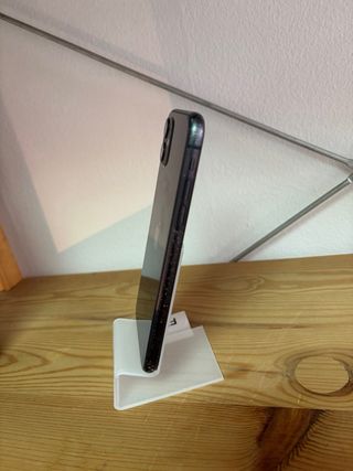 iPhone 11 - 64GB - 100% - Negro