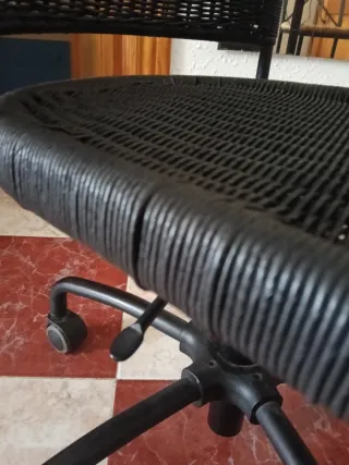 Silla de oficina IKEA negra