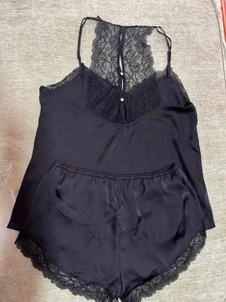 Conjunto lencería encaje negro