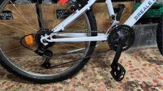 304. Bicicleta MTB Blanca. De 8 a 12 años.