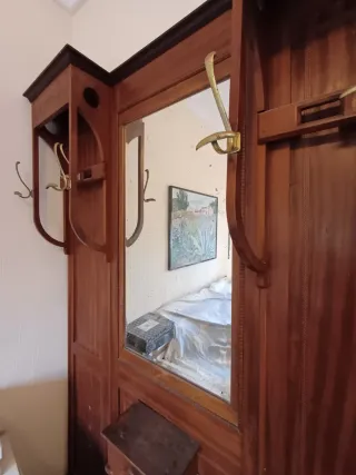 Perchero Belle Époque madera y metal