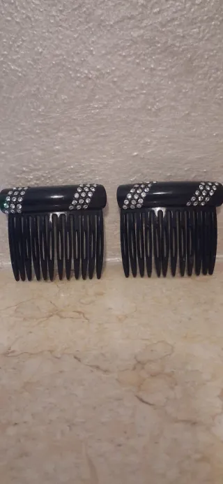 Coppia fermacapelli neri con strass