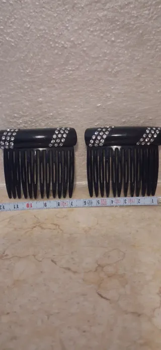 Coppia fermacapelli neri con strass