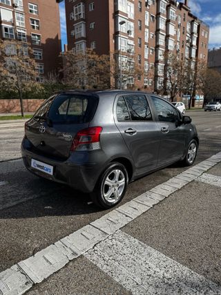 Toyota Yaris 2010