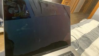 Macbook modelo A1990 1tb almacenamiento NEGOCIABLE