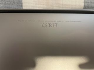 Macbook modelo A1990 1tb almacenamiento NEGOCIABLE