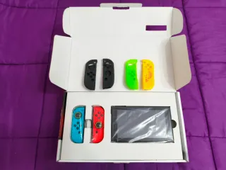 Nintendo Switch (2017) Azul y Rojo Neón