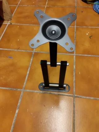 Brazo Soporte TV Negro