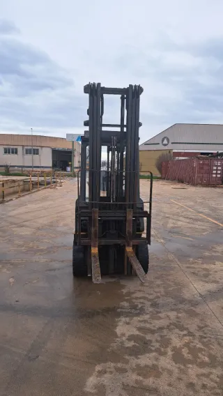 Carretilla elevadora Komatsu Es de 1500 kg