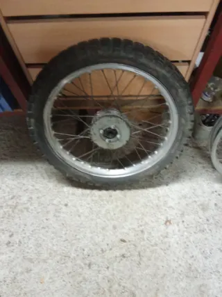 Rueda trasera Derbi aluminio